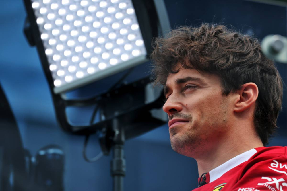 Charles Leclerc met la pression sur Ferrari : un départ réussi en 2026 ou rien