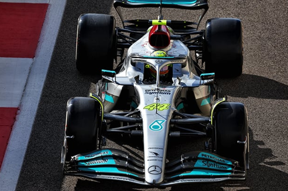 Incroyable : la Mercedes W16 fait moins bien que la décriée W13