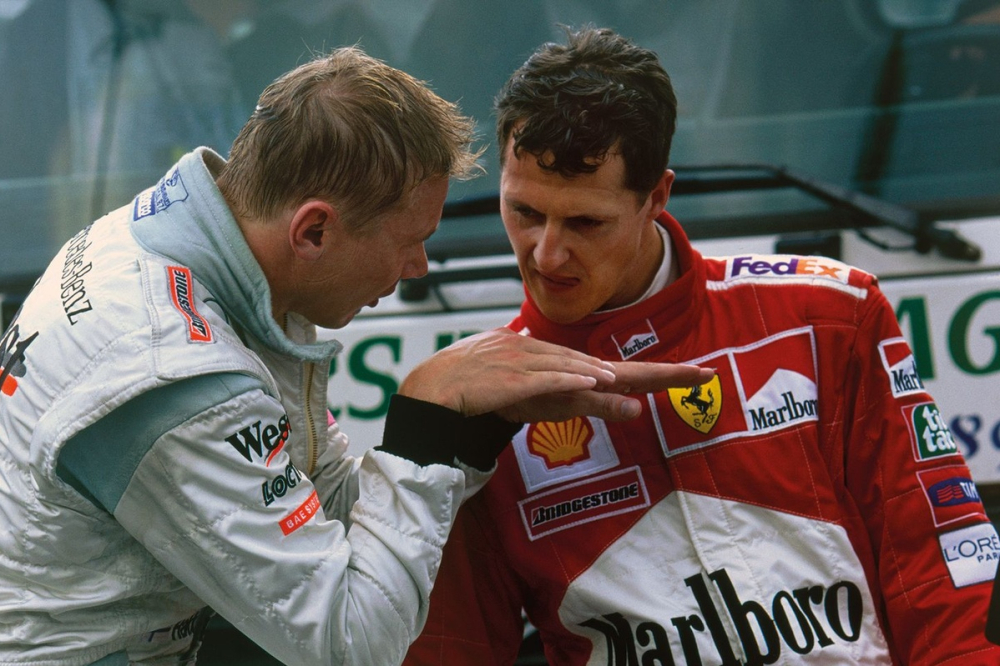 Il y a 25 ans : quand Häkkinen mystifiait Schumacher avec l'aide de Zonta