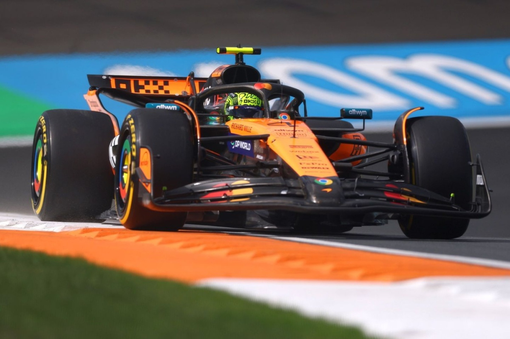 EL1 - McLaren démarre fort, Ferrari très en retrait