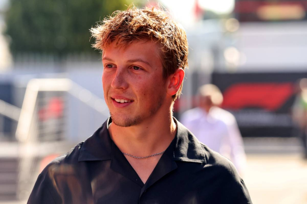 Liam Lawson accuse Sainz de s’être emporté après leur accrochage à Zandvoort