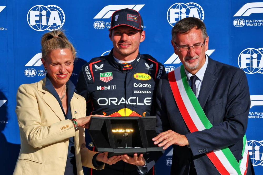 Max Verstappen a encore fait parlé son coup de volant magique