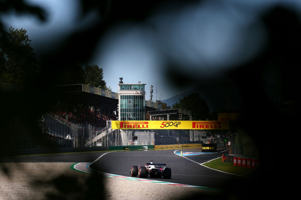 Leclerc révèle pourquoi Hamilton ne lui a pas donné d'aspiration en Q3