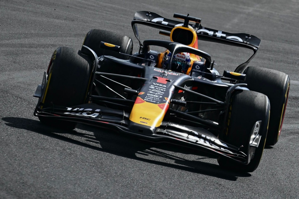 Course - Verstappen sans rival à Monza, McLaren ressort les consignes