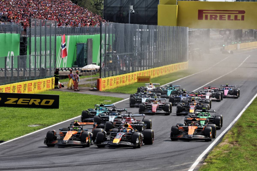 Max Verstappen écrase Monza : les McLaren impuissantes malgré la polémique des arrêts