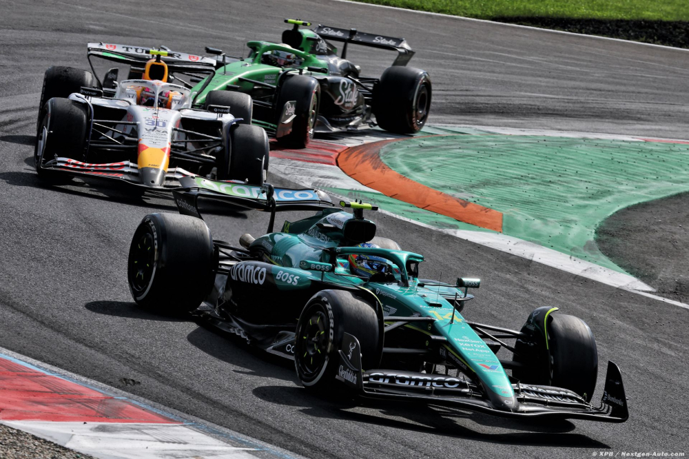 Alonso de nouveau exaspéré par sa malchance avec la casse d'une suspension