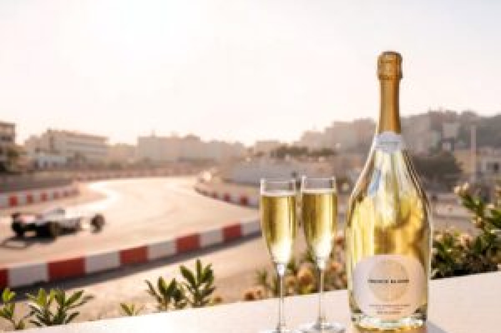 Un nouveau partenaire de pétillant sans alcool pour la F1