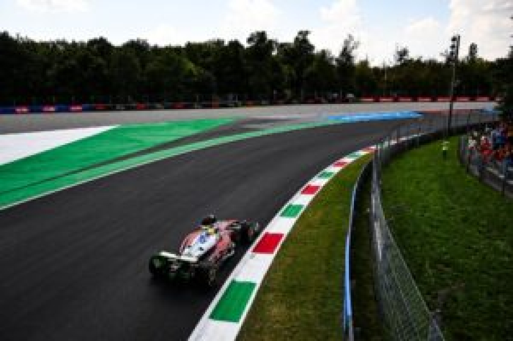 Vasseur fixe à Hamilton l’objectif de monter sur un podium avec Ferrari en 2025