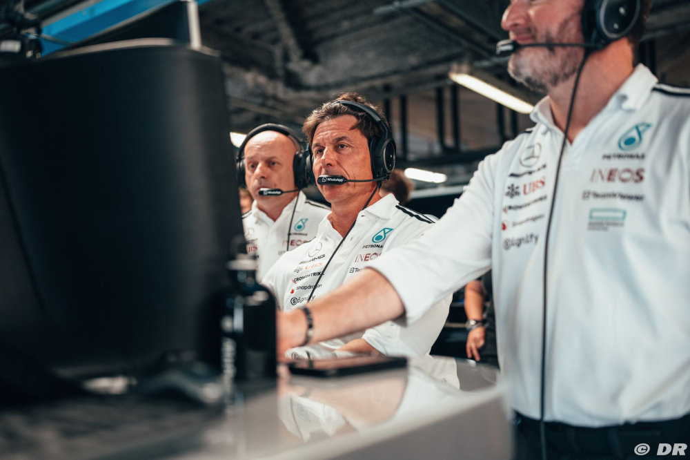Wolff révèle quel champion du monde l'a conseillé pour la gestion des pilotes
