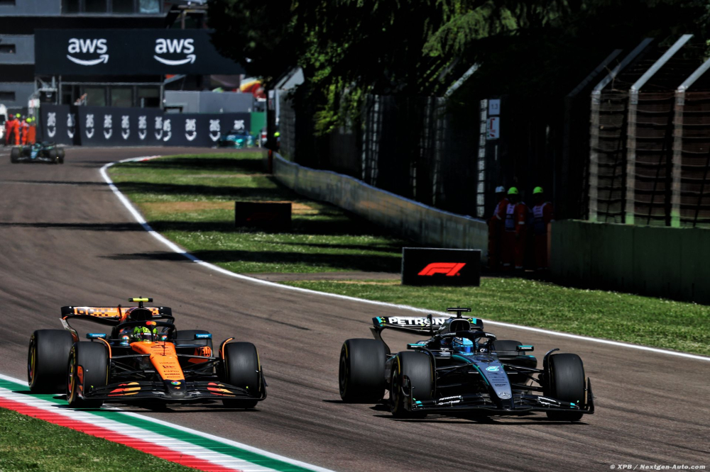 Russell : le moteur Mercedes ne garantira pas d'être 'l'équipe à battre' en 2026
