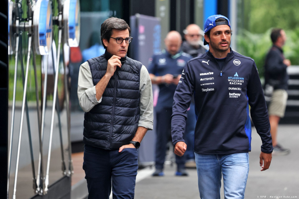 Le manager de Sainz raconte la quête 'épuisante' d'un baquet l'an dernier