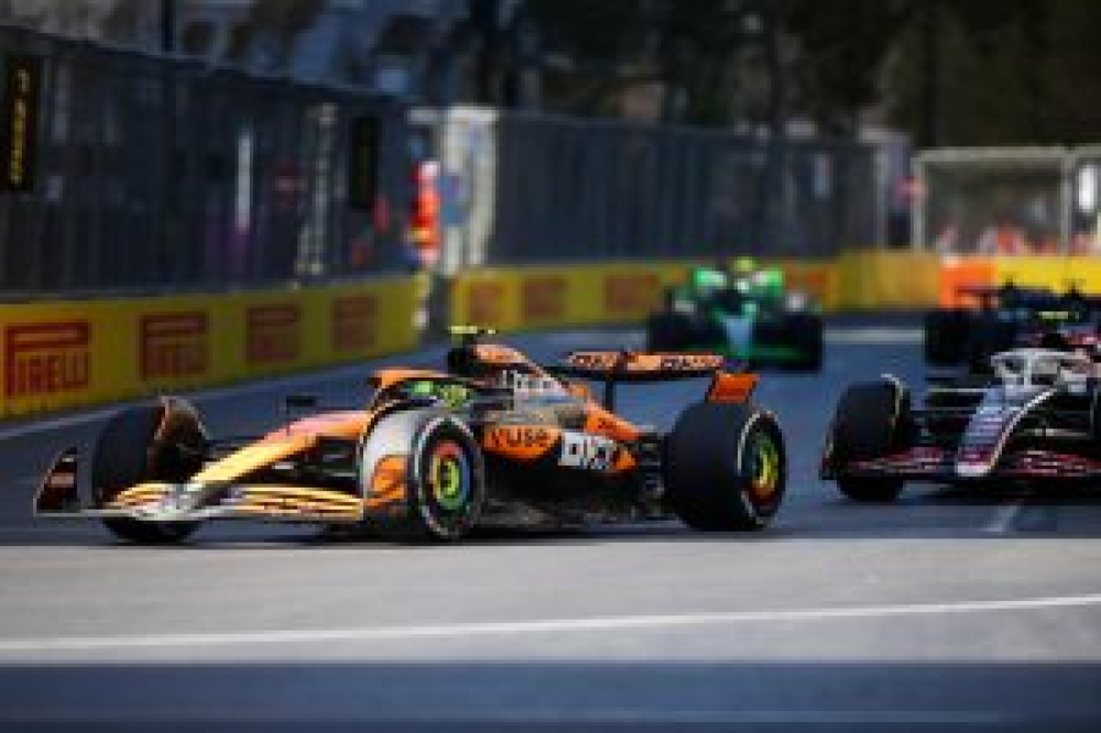 Pirelli imagine une stratégie à deux arrêts à Bakou