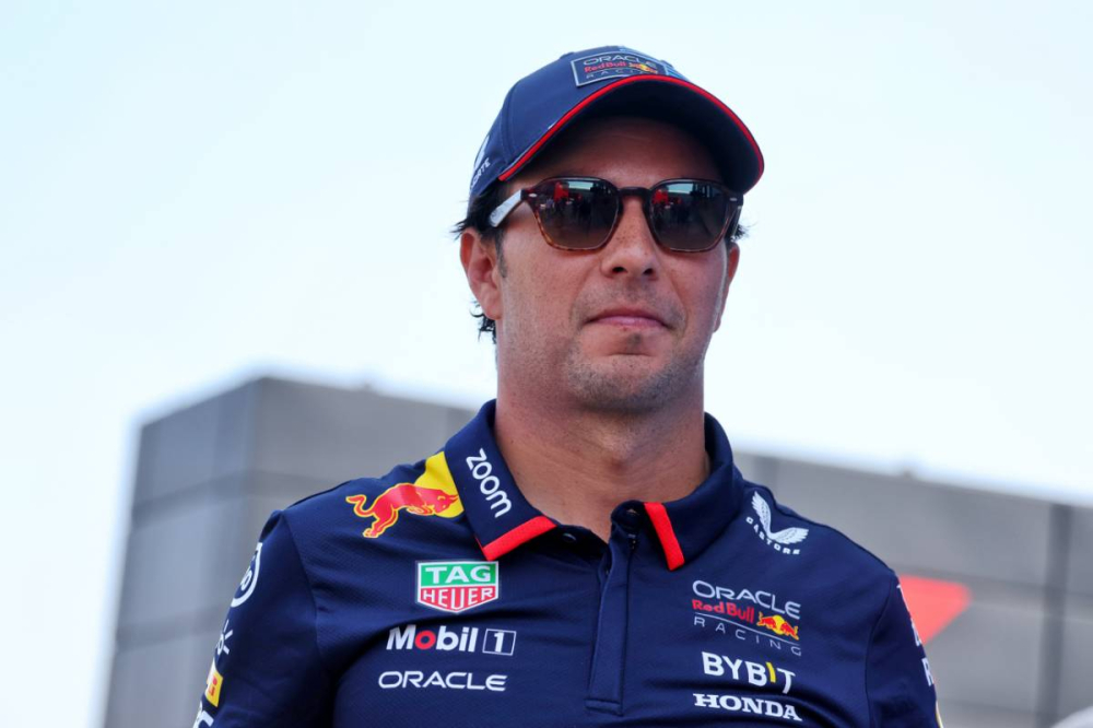 Flavio Briatore révèle un appel surprenant de Sergio Pérez à Alpine