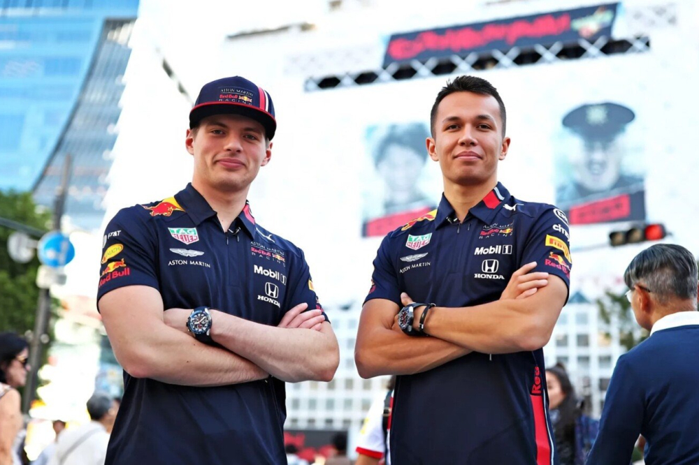 Alex Albon révèle comment Max Verstappen fait la différence