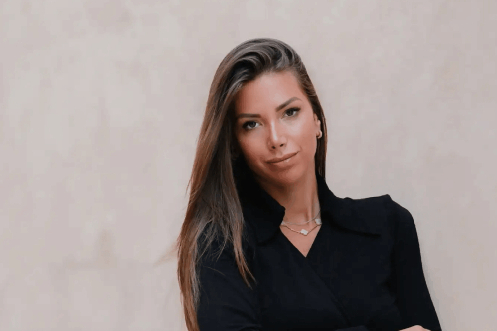 Laura Villars, la pilote suisse qui veut bousculer la FIA