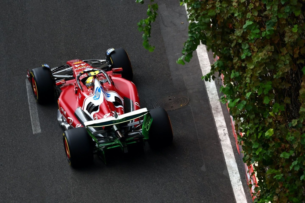 EL2 - Hamilton et Ferrari en tête, Norris en crabe