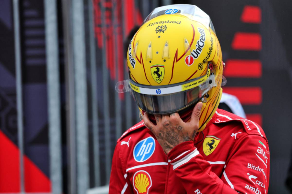 Lewis Hamilton sous le choc : de la pole espérée à l’élimination en Q2