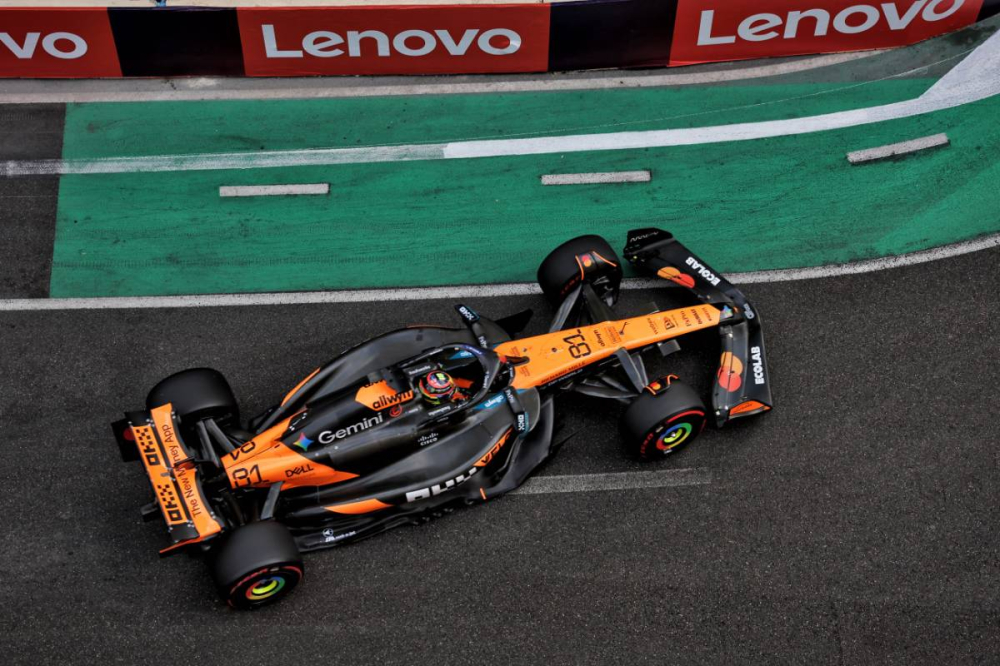 Oscar Piastri s’excuse après son crash en Q3 : 