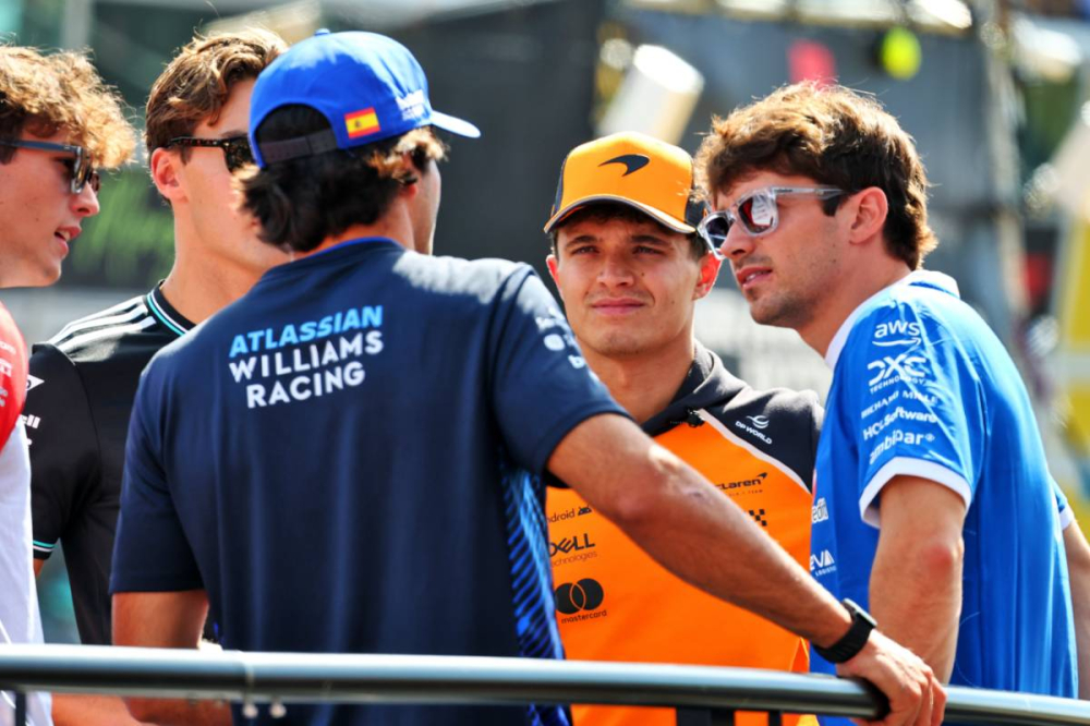 F1 2026 : les rumeurs de transferts s’emballent à Bakou