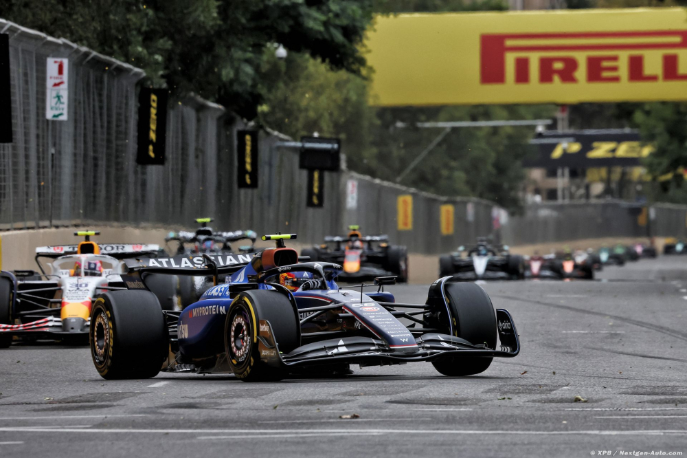 Sainz est 'extrêmement fier' de ramener Williams F1 sur le podium