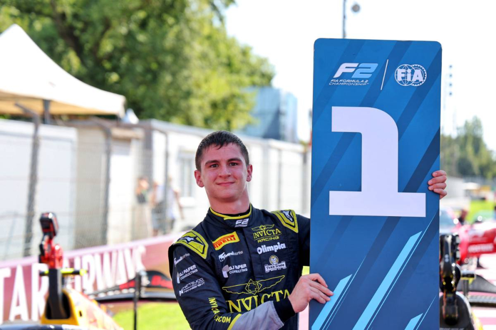 Le futur champion de Formule 2 restera sur la touche en 2026