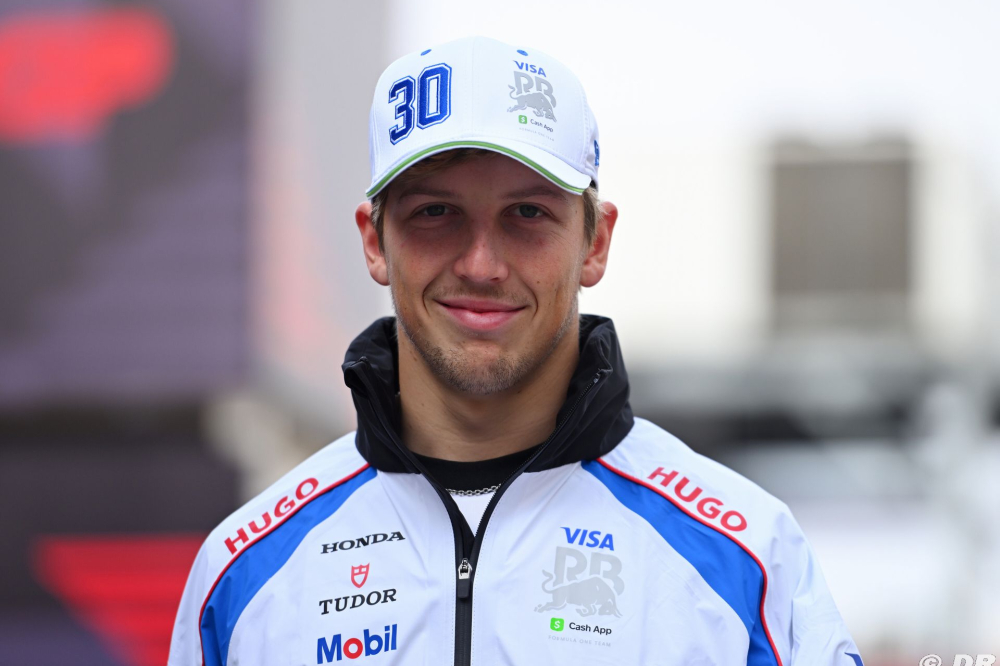 Lawson apprécie que Permane sache 'pousser' Racing Bulls comme Mekies
