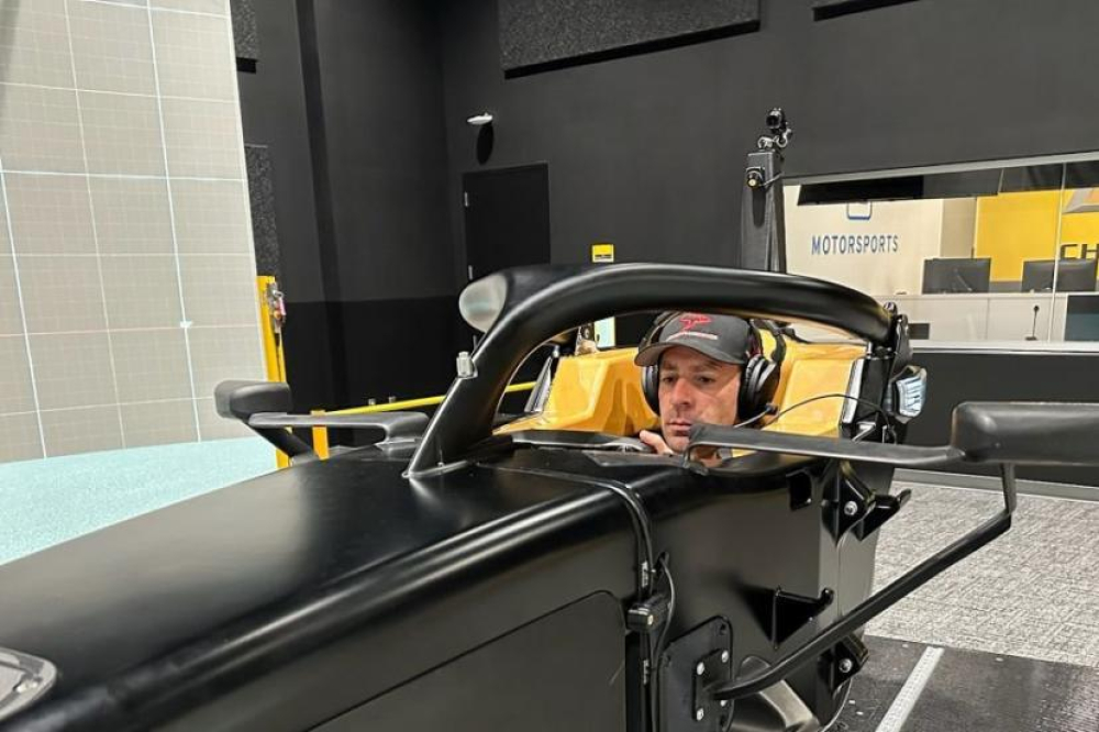 « Je veux aider Cadillac à se projeter le plus précisément possible vers la réalité » : Simon Pagenaud, pilote de simulateur de l'écurie américaine