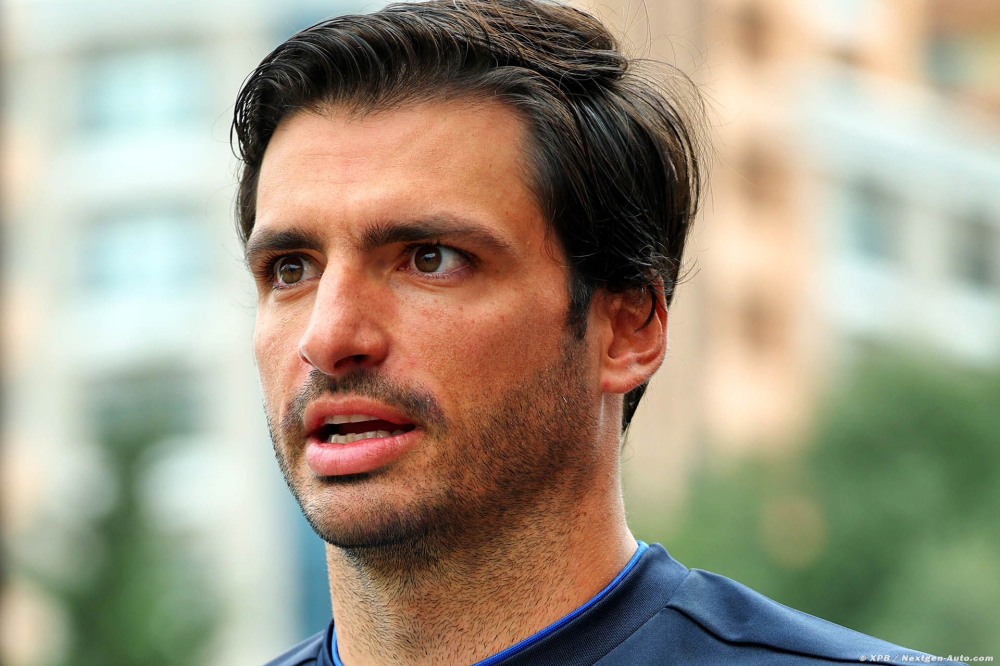 Sainz a traversé 'un des moments les plus difficiles psychologiquement' de sa carrière