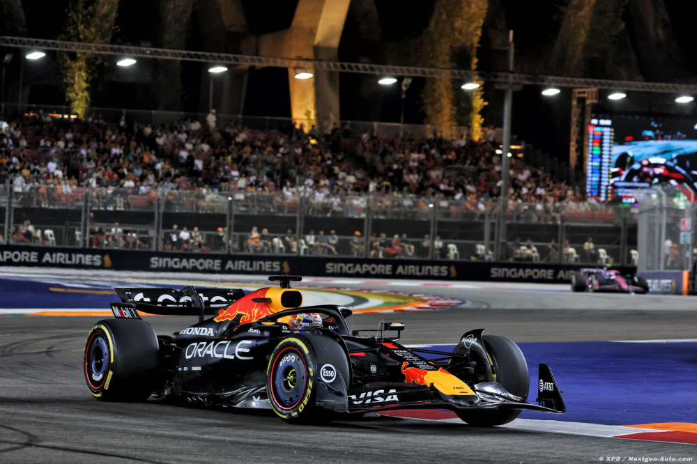 Verstappen ravi d'être 3e en Libres avec une RB21 'pas mauvaise' à Singapour