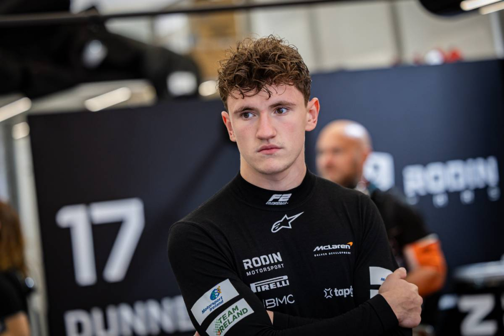 Helmut Marko confirme les contacts avec Alex Dunne