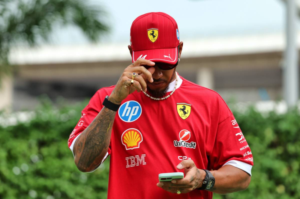 Singapour : la décision des commissaires tombe pour Lewis Hamilton