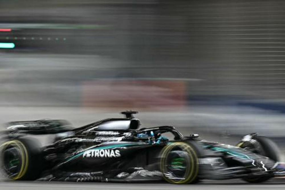 George Russell remporte le Grand Prix de Singapour de F1, le titre des constructeurs pour McLaren