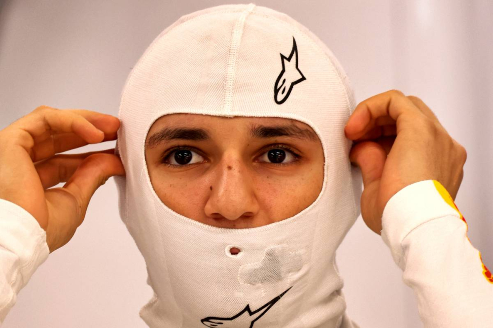 Isack Hadjar découvre une situation inédite après la confirmation de son avenir en F1