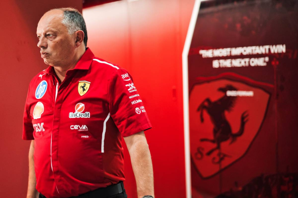 Crise ouverte chez Ferrari : Frédéric Vasseur aurait explosé après les qualifications à Singapour
