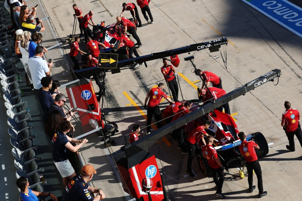 Hamilton et Leclerc dépités : Ferrari manque de rythme 