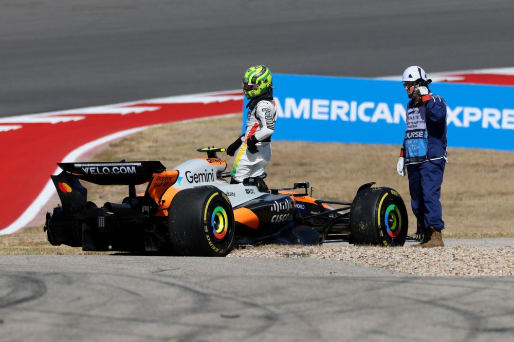 Championnat - Verstappen ne cesse de revenir sur les McLaren
