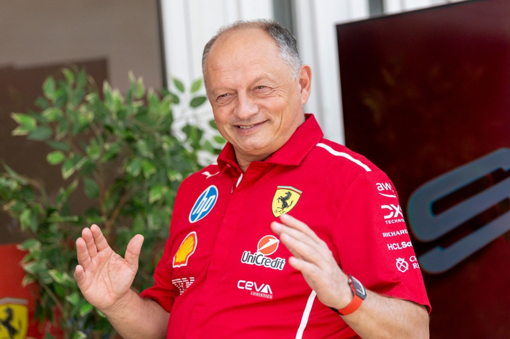 Face à la rumeur Horner, le président de Ferrari conforte Vasseur