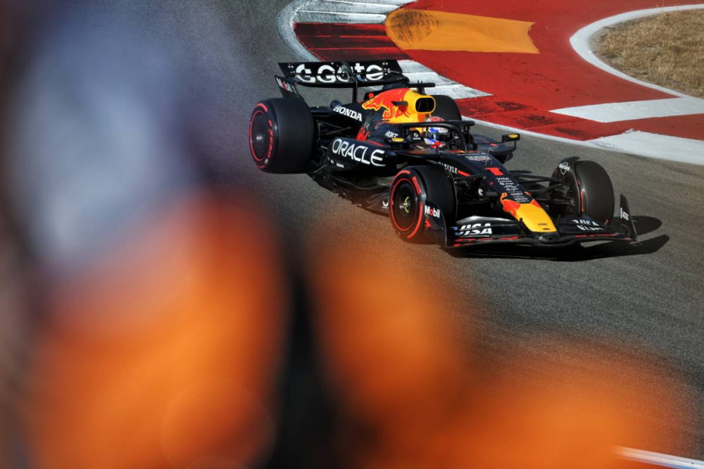 Verstappen s’offre la pole à Austin, Norris solide deuxième, Piastri en retrait