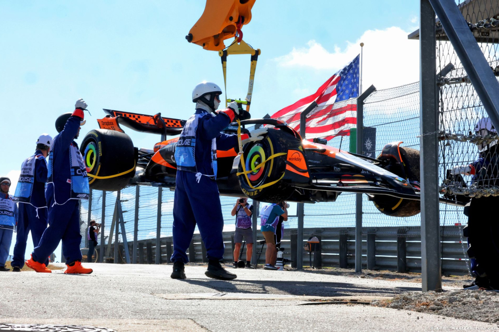 'Les nerfs lâchent' chez McLaren, la situation devient délicate pour Norris et Piastri