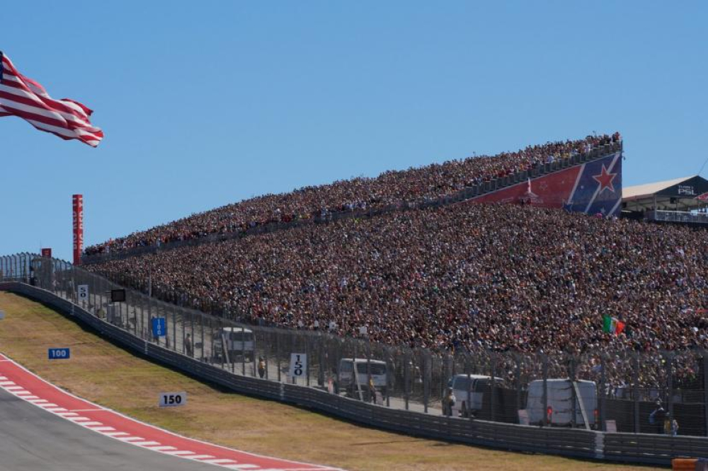 En vidéo, le départ du Grand Prix des États-Unis marqué par le dépassement de Charles Leclerc sur Lando Norris