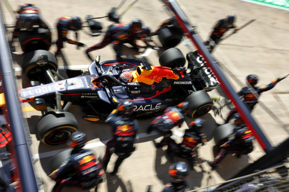 Max Verstappen intouchable en EL2 à Mexico, Leclerc et Antonelli dans son sillage