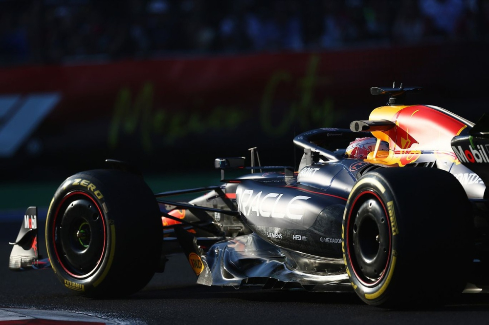 Red Bull répond à McLaren pour 2026 : 