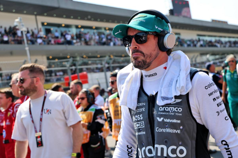 Fernando Alonso furieux contre la FIA : 