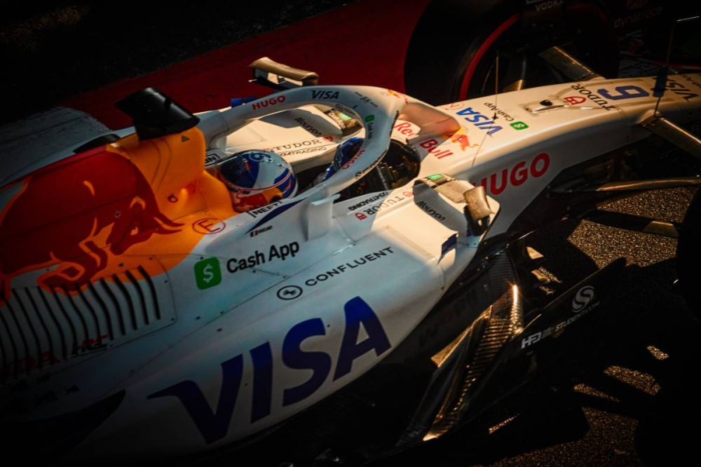 Jacques Villeneuve surprend avec sa proposition surprise pour Racing Bulls en 2026