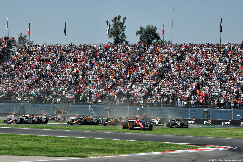 Faut-il 'entièrement modifier' le premier virage du circuit de Mexico ?