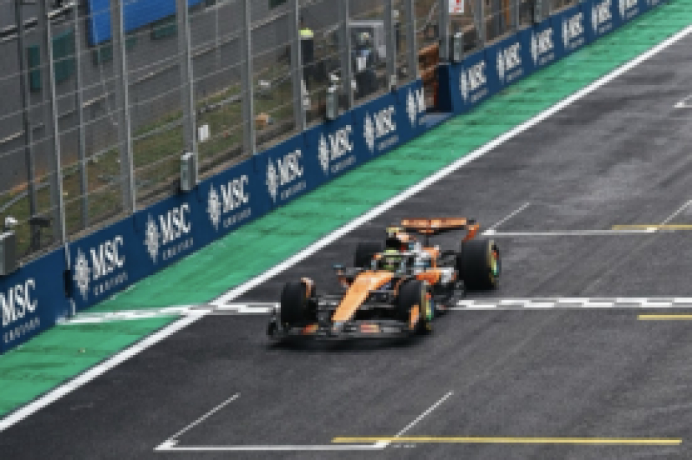 Course Sprint – Norris creuse l’écart au championnat après le crash de Piastri