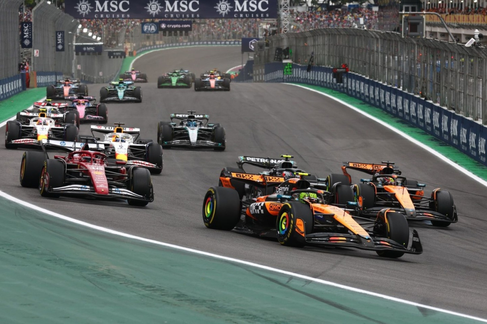 Course - Norris parfait, Antonelli dompte Verstappen
