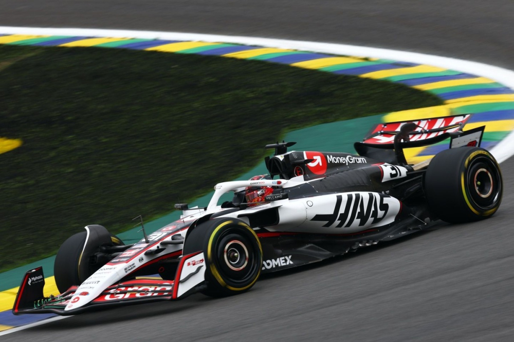 Ocon échoue aux portes du top 10 après une crevaison à São Paulo