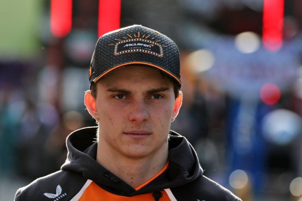 Piastri ravive la polémique sur le favortisme de McLaren avec un repost énigmatique