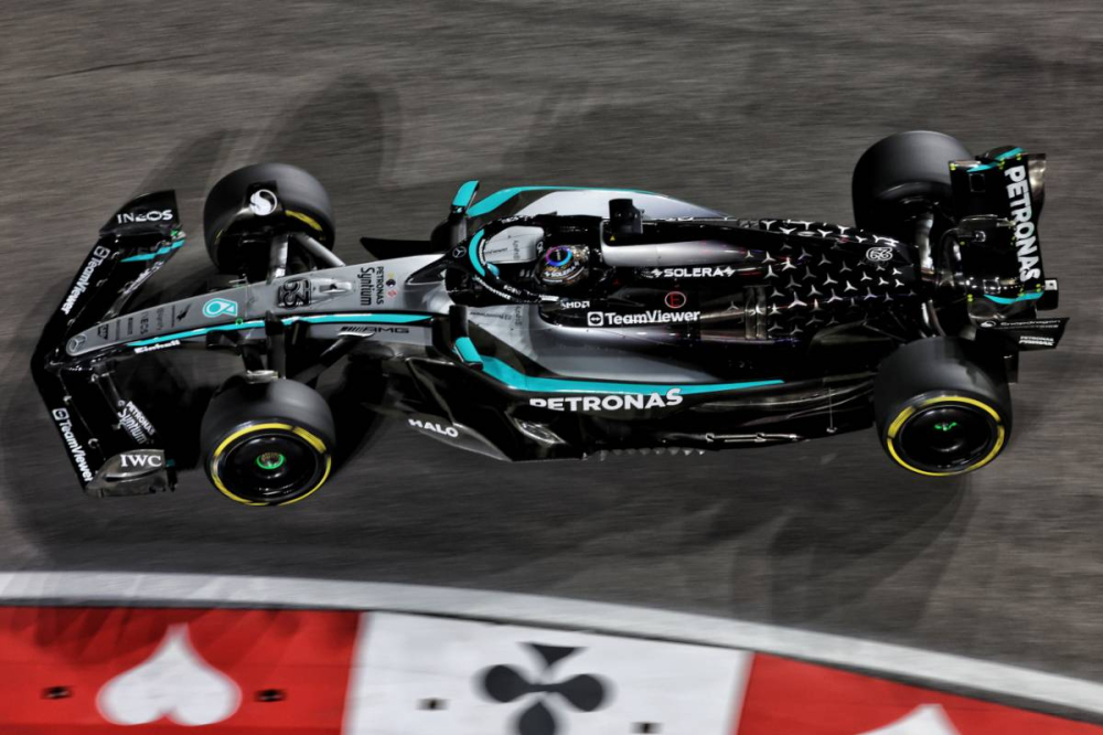 George Russell frappe fort en EL3 avant les qualifs, McLaren au fond du classement
